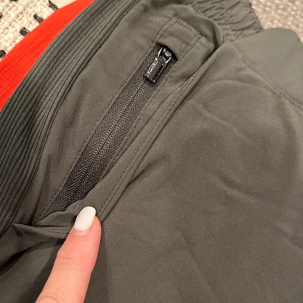 Athleta Brooklyn Jogger - Picture 5 of 11